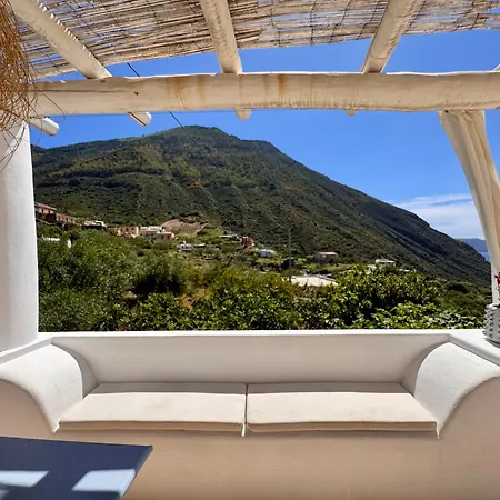 Casa Ventalia, Panoramico Con Terrazza Vista Mare, Rinella, Salina Leni